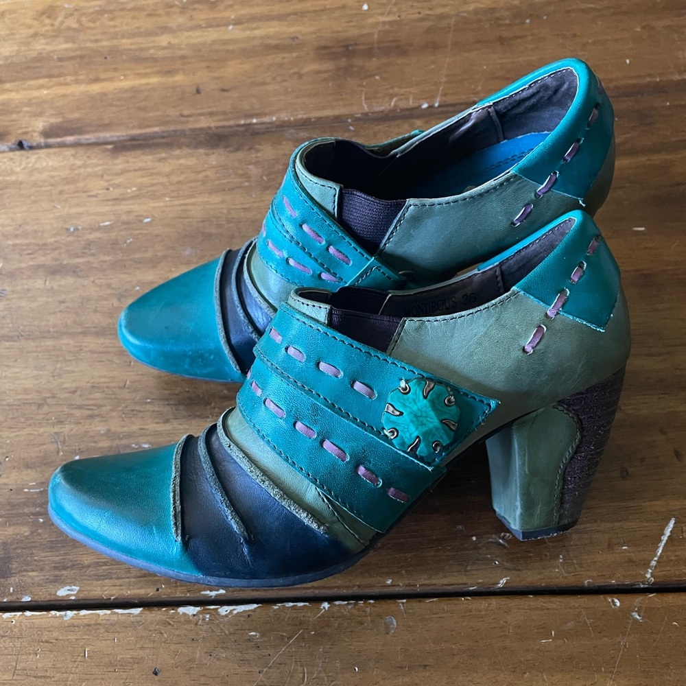 Spring Step Green and Blue Artistic Heels with Chunky Heel